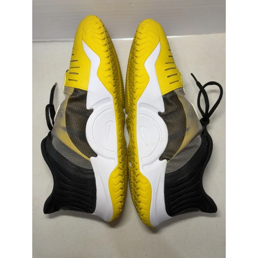 Nike Court Air Zoom GP Turbo Men's 11 Black Speed Yellow Tennis Shoes CK7513-003